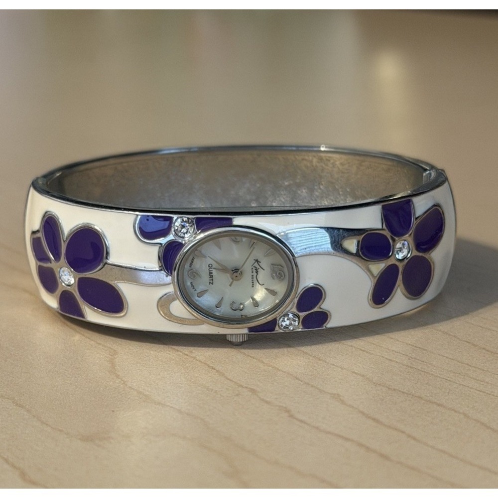 Kenneth Cole Women's Silver Tone Bangle Watch Purple Floral Accents Quartz BK64
